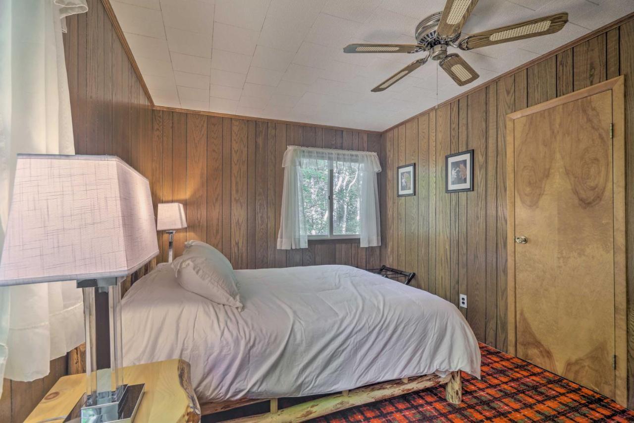 Cozy Adirondacks Cabin Walk To Lake Eaton! Jay Экстерьер фото